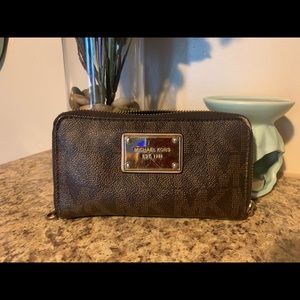 SOLD! MK Michael Kors Wallet